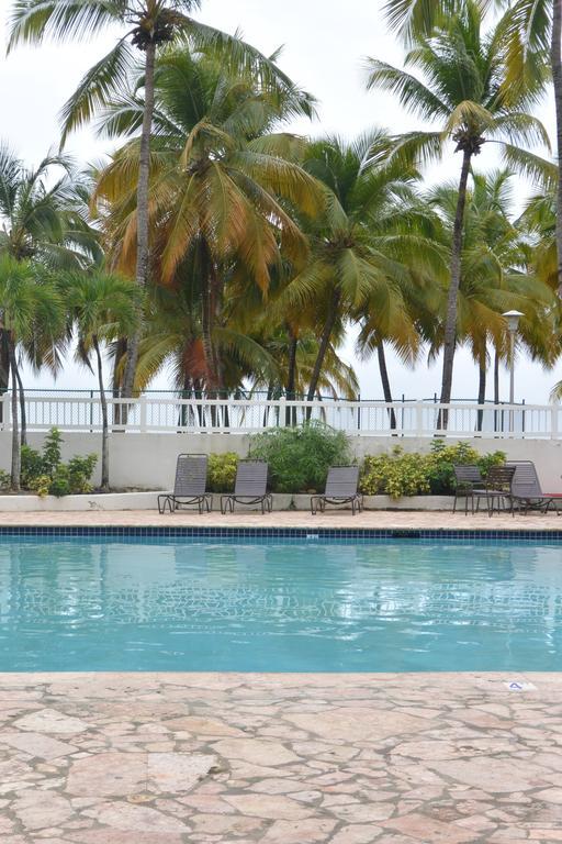 Cozy Beachfront Studio San Juan Exterior foto